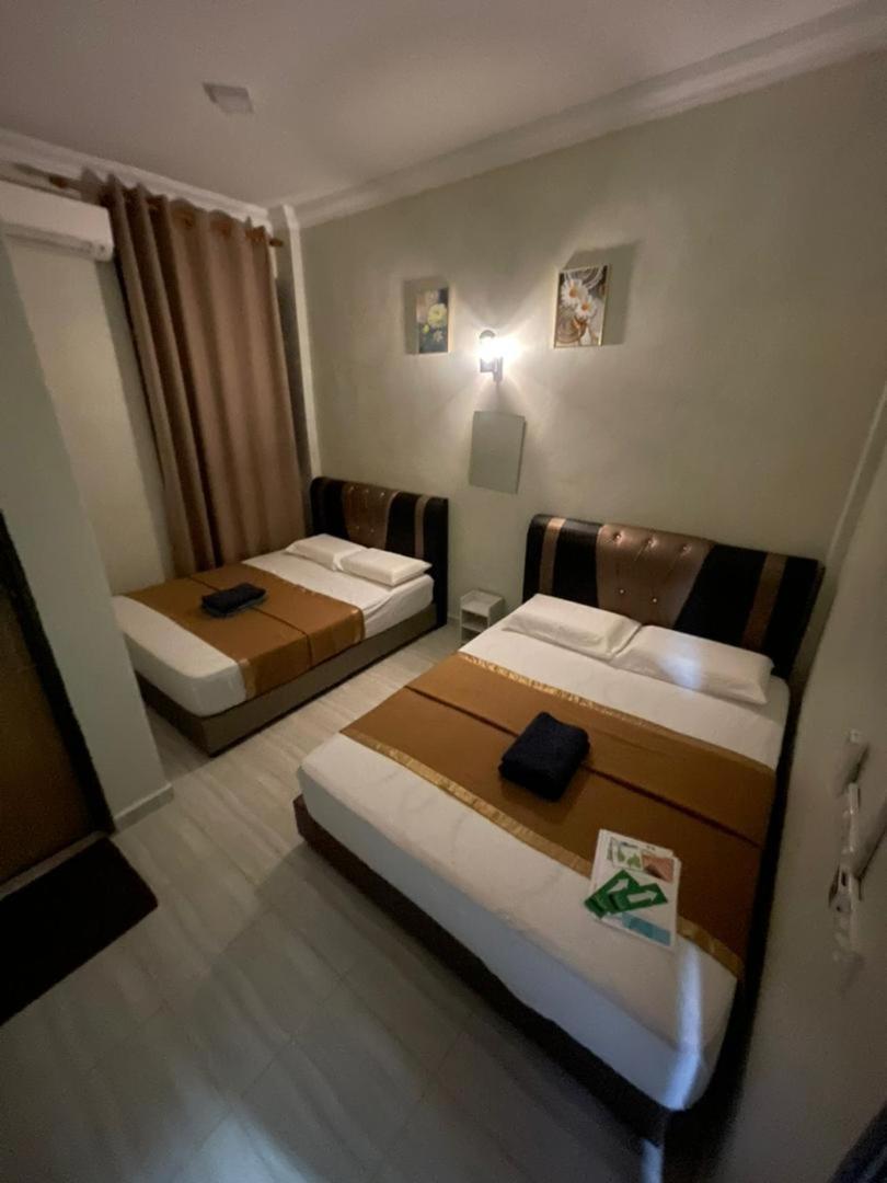 Perhentian Suria Hotel Kampong Pasir Petani Buitenkant foto